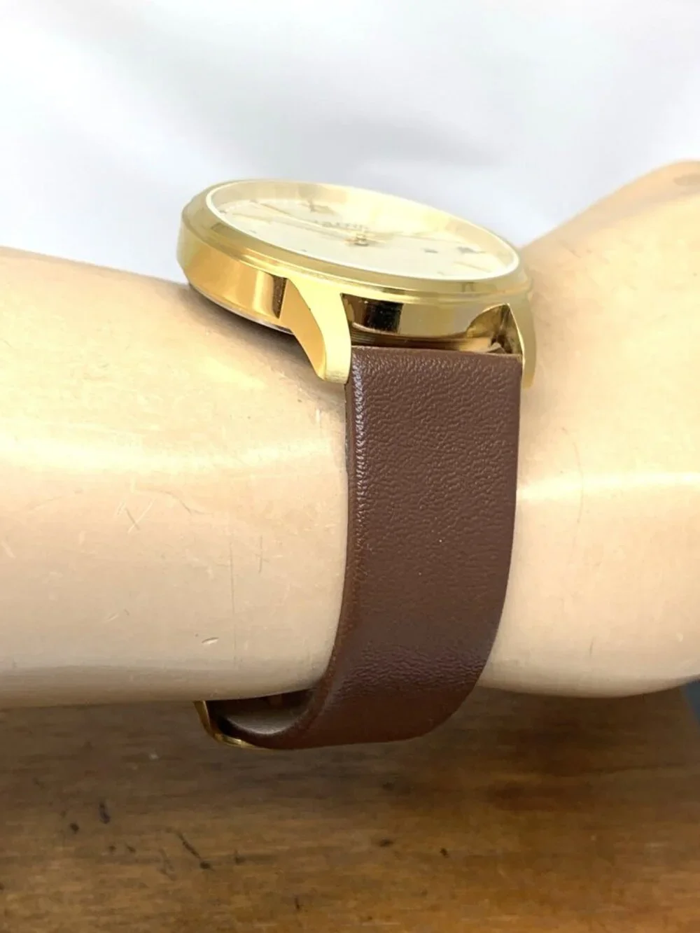Bulova Men's Watch 97D125 Quartz Diamond Accent Gold Steel Brown Leather 41mm